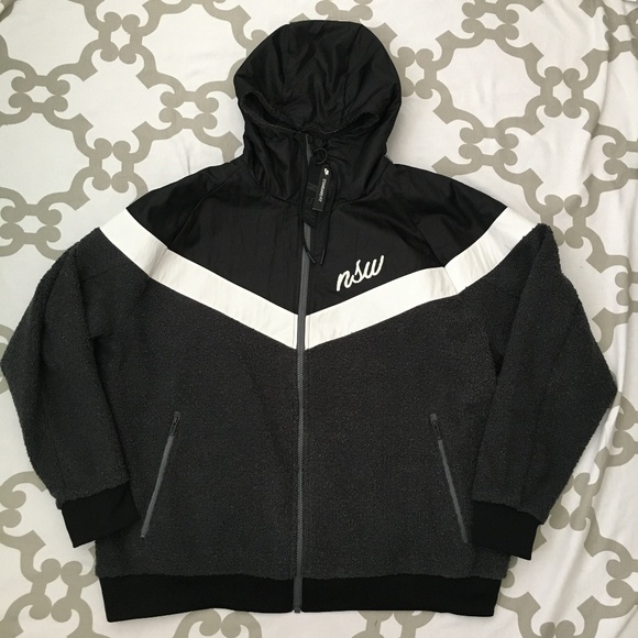 3xl nike windrunner